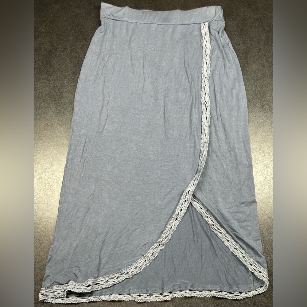POL Size S Gray Skirt W/ Slit Lace Trim